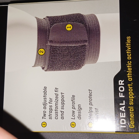 NWT 3M IN BOX WRIST SUPPORT - Picture 5 of 8